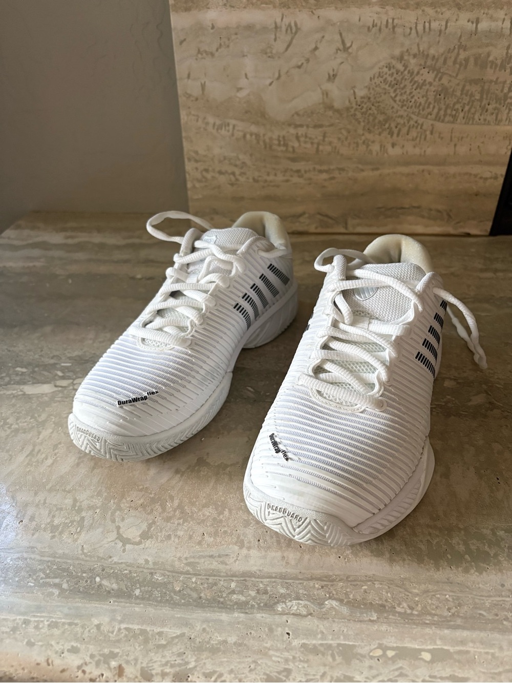 K-Swiss Women’s White Hypercourt Express 2 - Size 6.5